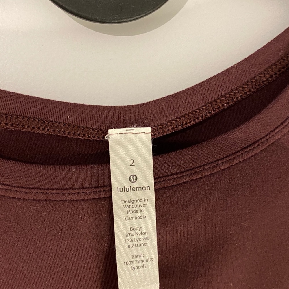 Lululemon burgundy ease of mind sz 2 preloved - Picture 5 of 8